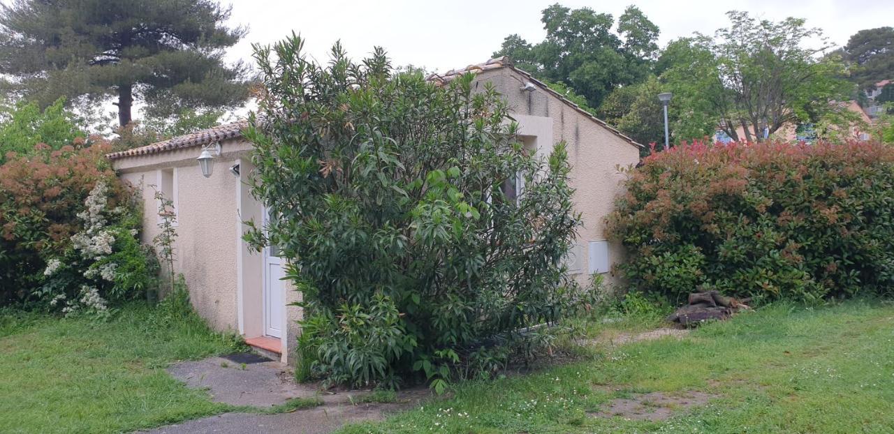 Adorable Studio 25M² Tres Calme Avec Parking Marsilya Dış mekan fotoğraf
